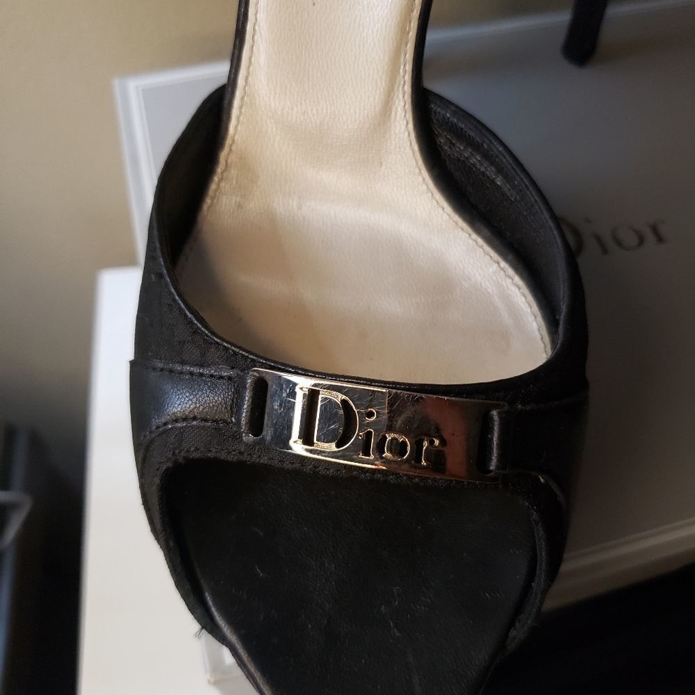 Dior Leather Wallet and Heels Bundle - Picture 7 of 16